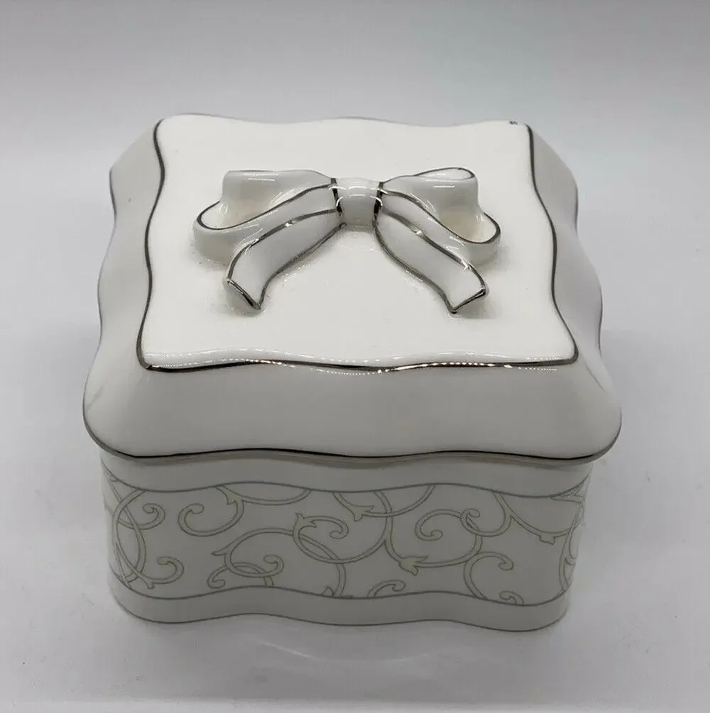 Wedgwood Bone China Trinket/Ring Box w/ Ribbon on Lid And Ring Cushion Insert.
